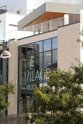 Création d'un Village by CA