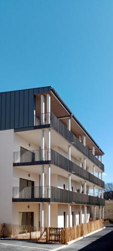 Réhabilitation et extension d’un immeuble de logements