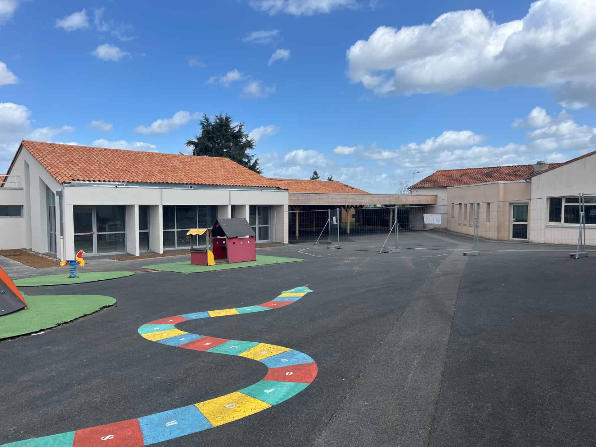 Ecole Jules Ferry - Vouill&eacute; 79